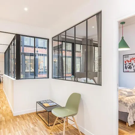 Fantastic Architect Loft - 10 Guests - Near Metro شقة *
