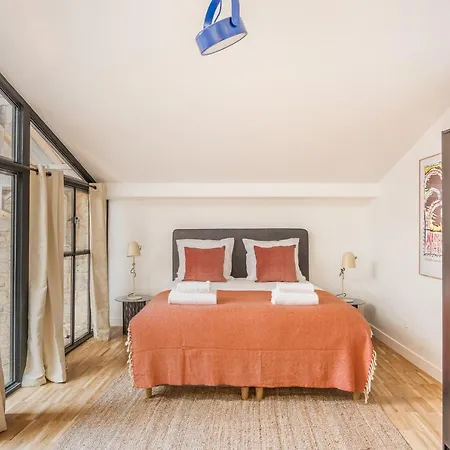 Fantastic Architect Loft For 10 Guests Near Metro