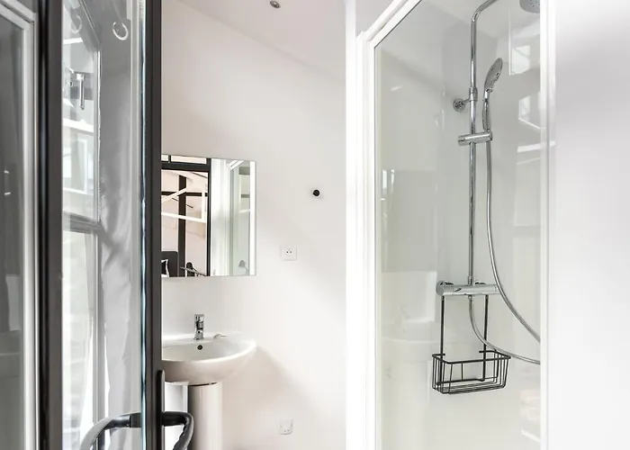 Fantastic Architect Loft - 10 Guests - Near Metro