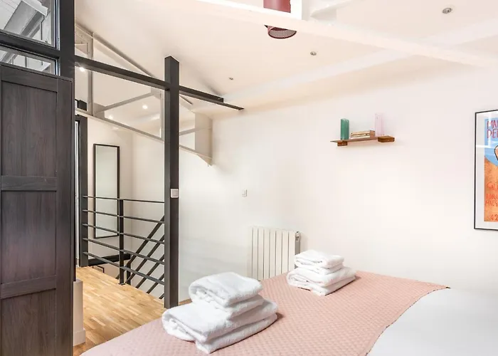 Fantastic Architect Loft - 10 Guests - Near Metro *