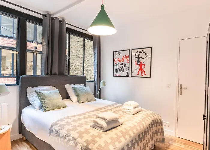 Fantastic Architect Loft - 10 Guests - Near Metro